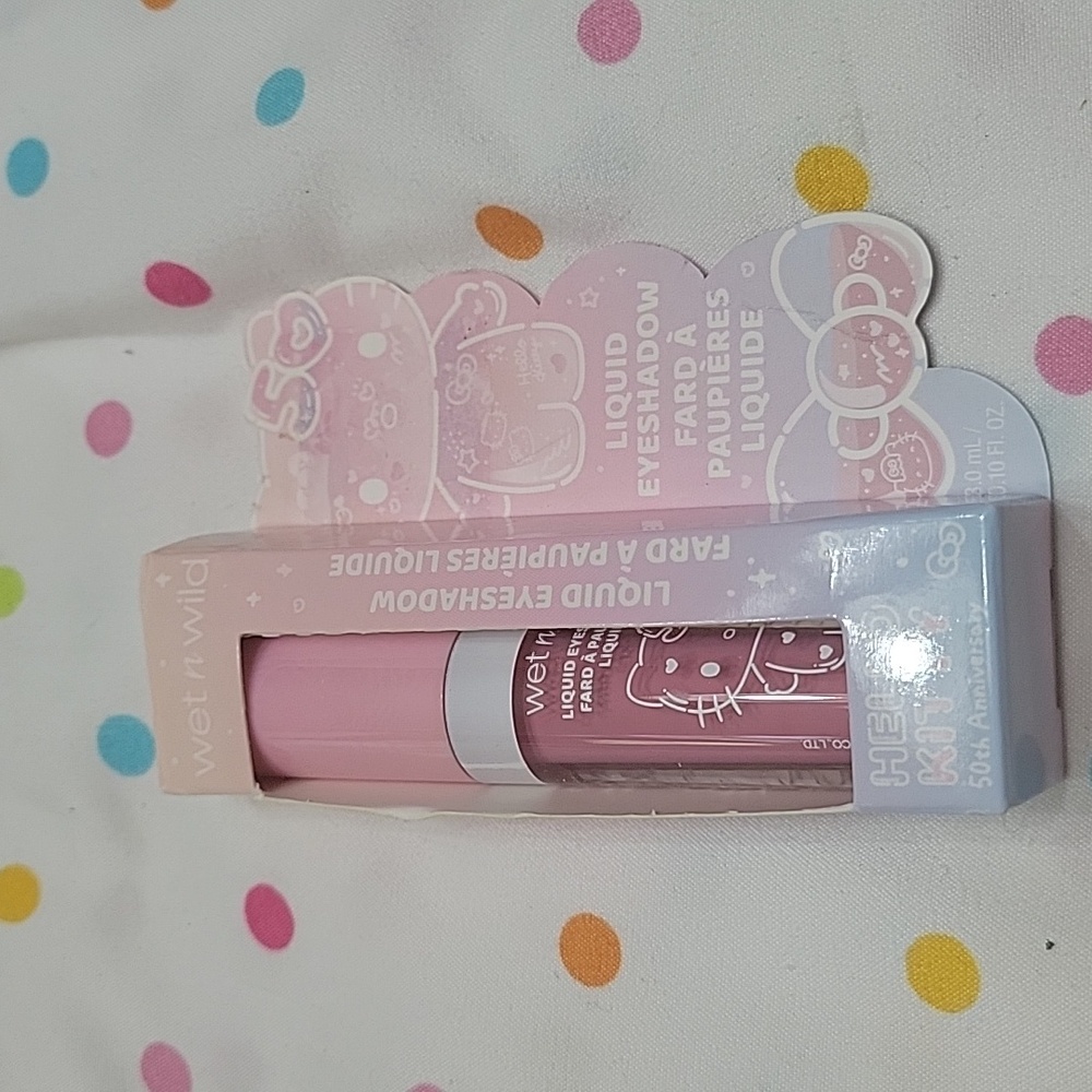 Hello Kitty Make Up Bundle In Embroidered Pouch - Picture 3 of 5